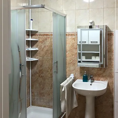 Apartment Csi - Pet Apartman Kehidakustany